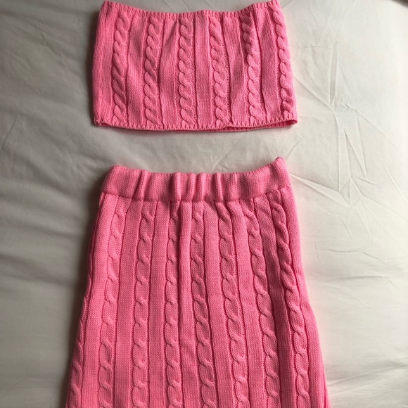 Tops - PINK MATCHING SET FROM PRETTYLITTLETHING